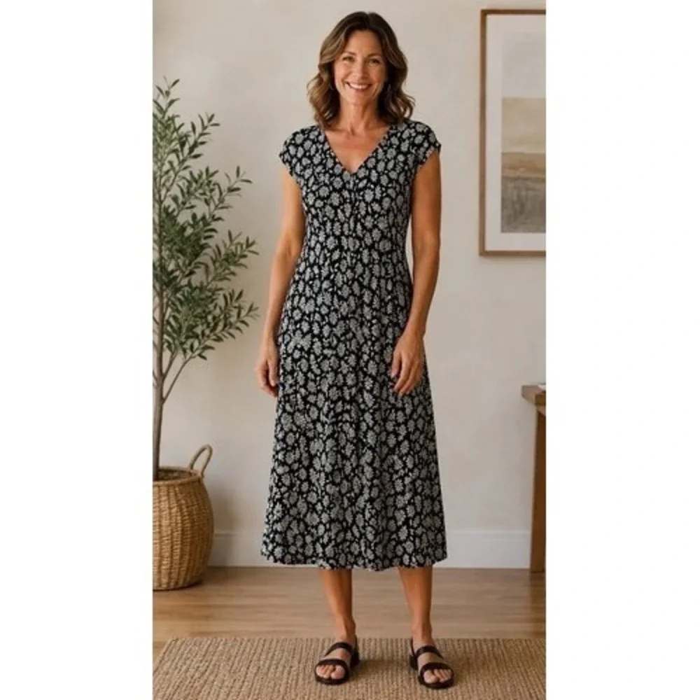 VTG August Silk Black Floral‎ Maxi Sheath Dress Women 14 China Silk/Polyester